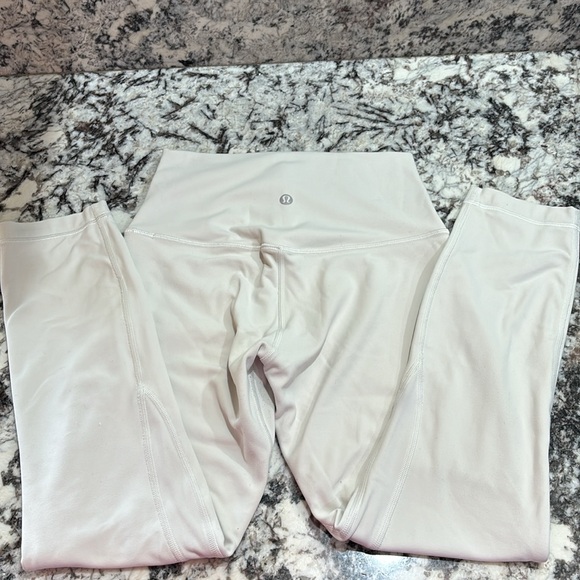 Lululemon align high rise crop leggings - Picture 3 of 8